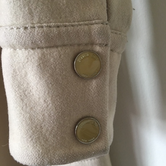 Coat - Picture 6 of 8